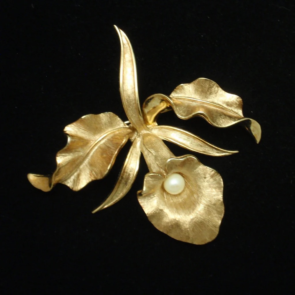 BOUCHER Gold Orchid Brooch with Pearl Accent